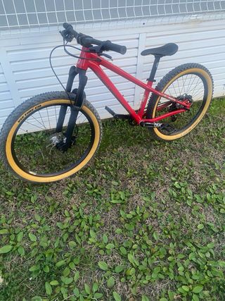 Bicicleta Commencal Meta 24 Roja