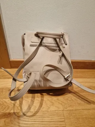 Mochila Parfois Beige