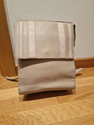 Mochila Parfois Beige