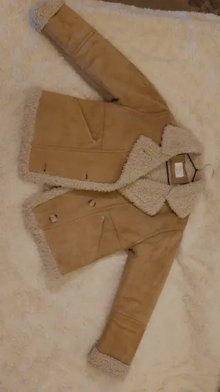 Chaqueta Zara ante borreguito Talla M