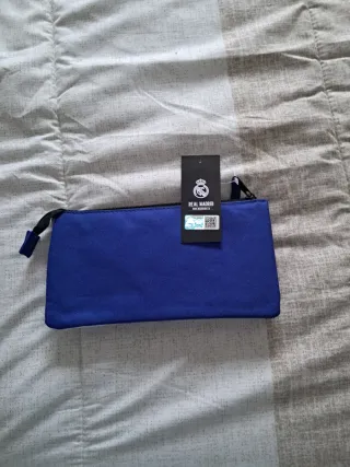 Estuche Real Madrid Triple Nuevo
