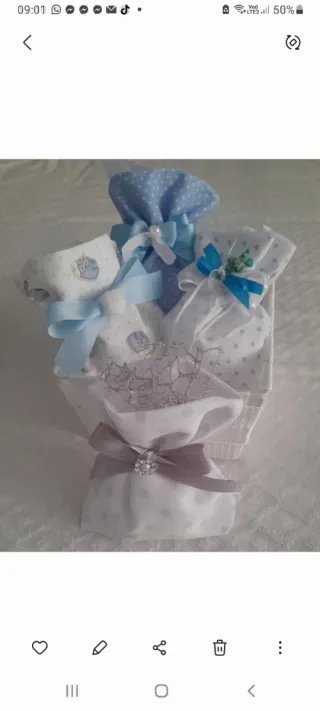 Sacchetti portaconfetti rosa e bianchi