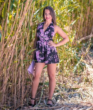 Mono corto floral espalda descubierta