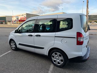 Ford Tourneo Courier 2018