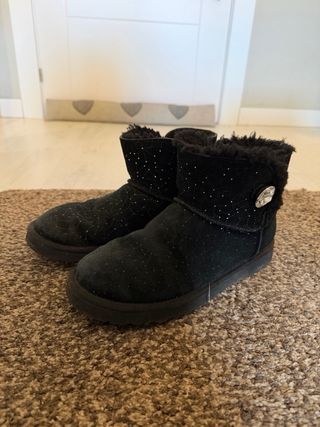 Botas UGG Negras con Brillo