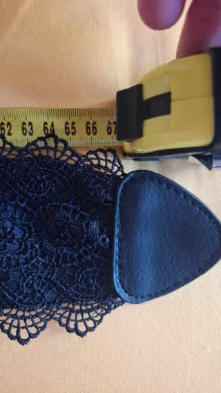 Cinturón de encaje negro