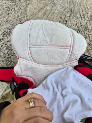 Mochila portabebés Chicco roja