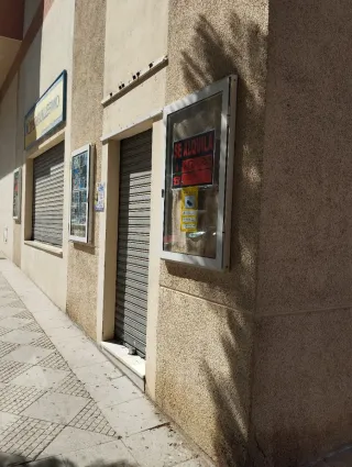 Alquilo local comercial