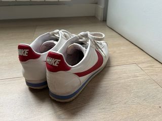 Zapatillas Nike Cortez Blancas y Rojas