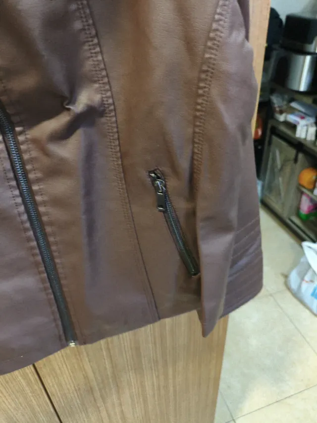 Nuova giacca in similpelle di alta qualità