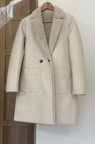 Abrigo reversible lavable en lavadora