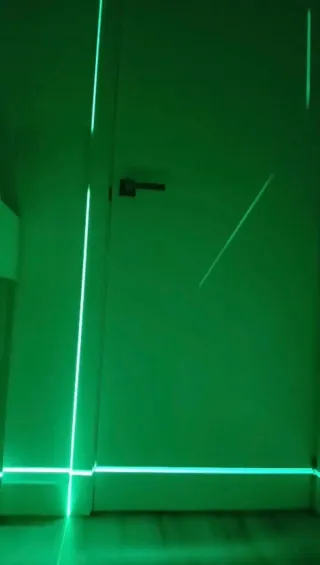 Nivel láser nuevo con pequeña tara