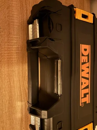 Nivel láser nuevo con pequeña tara