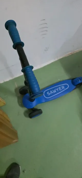 Patinete infantil azul Sawyer