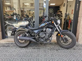 Honda Rebel 500 Negra