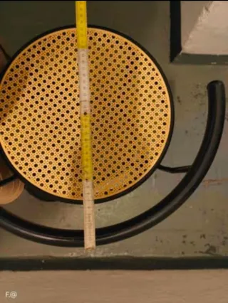 2 sgabelli alti effetto paglia