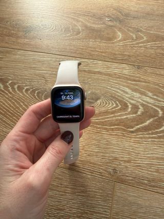 Apple Watch Series 6 40mm GPS + Cellular