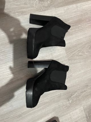 Stivaletti con tacco