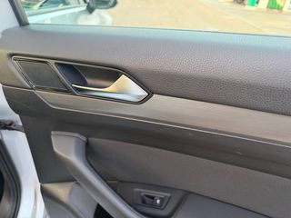 VW Passat Business&Navi 2.0TDI 150Cv-Nacional !!