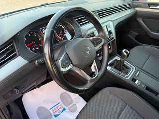 VW Passat Business&Navi 2.0TDI 150Cv-Nacional !!