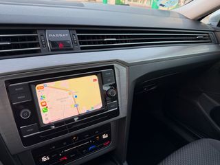 VW Passat Business&Navi 2.0TDI 150Cv-Nacional !!