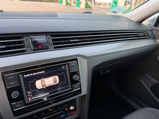 VW Passat Business&Navi 2.0TDI 150Cv-Nacional !!