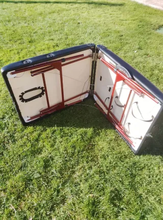 Camilla portátil nueva.