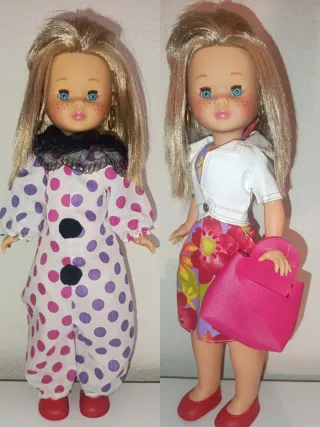 Nancy con 2 vestidos