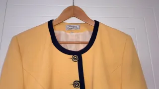 Cárdigan mujer amarillo Chaqueta. Blazer