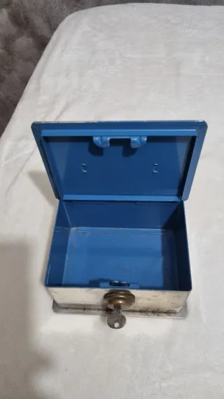 Caja Fuerte Antigua con Llave
