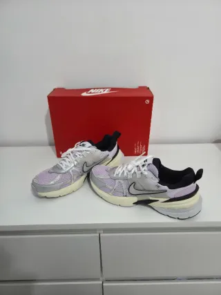 Nike V2K Run Violeta~ Originales~ Talla 43