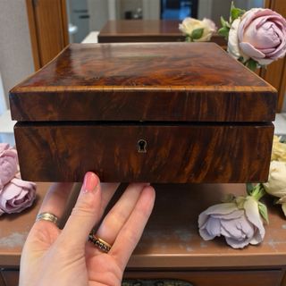 Antica scatola portagioie radica seta 1800