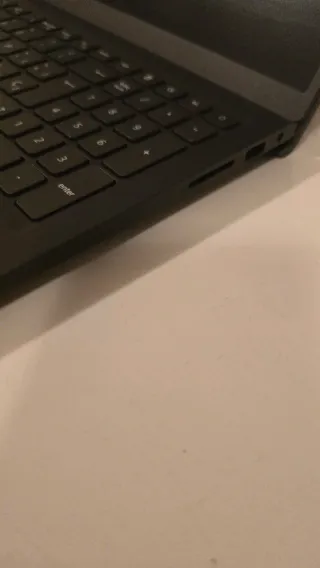 Dell Inspiron 3511 Intel I3 1115G4 4.1Ghz,8GB Ram