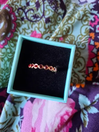 Anello con Zirconi Rossi Misura M