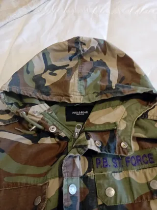 Chaqueta Camuflaje Estilo Militar