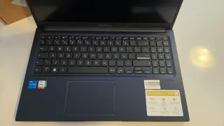 Asus VivoBook X1504V i5 1335U 3.4Ghz/16GB 512gbSSD