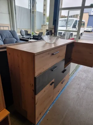 Mueble de entrada o aparador madera