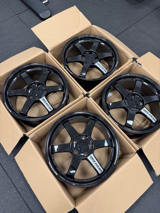 Llantas Rays Volk Racing Negras