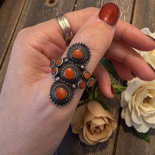 Anello Argento Massiccio e Corallo vero