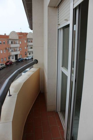 Piso en alquiler en Coria del Río