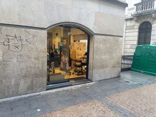 Local comercial en alquiler en Casco Viejo en Bilbao