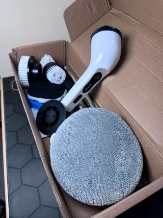 Spazzola Elettrica Pulizia Bagno e Piastrelle