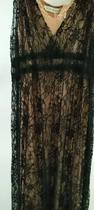 Vestido encaje negro y forro sepia
