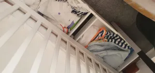 Cuna blanca  bon estado con colchon y sabana matra