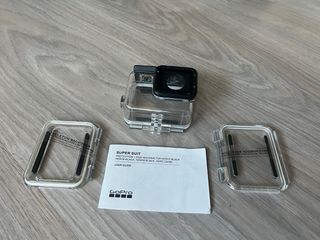 Carcasa Waterproof GoPro + Accesorios