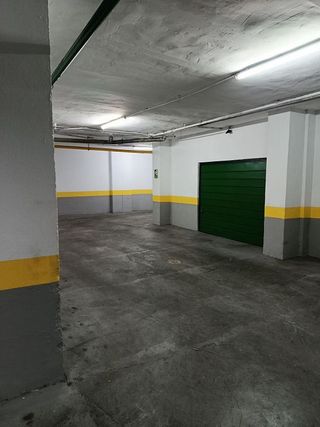 Garaje en venta en Zona Bahía Blanca en Cádiz