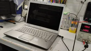 HP dv6500 Portátil Plata/Blanco