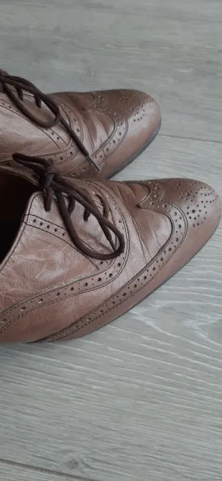 Zapatos Uribe cordones marrones talla 39