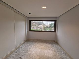 Dúplex en alquiler en Valdemarín en Madrid