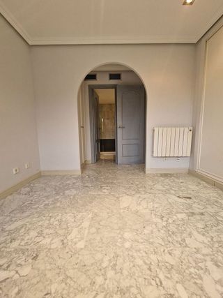 Dúplex en alquiler en Valdemarín en Madrid